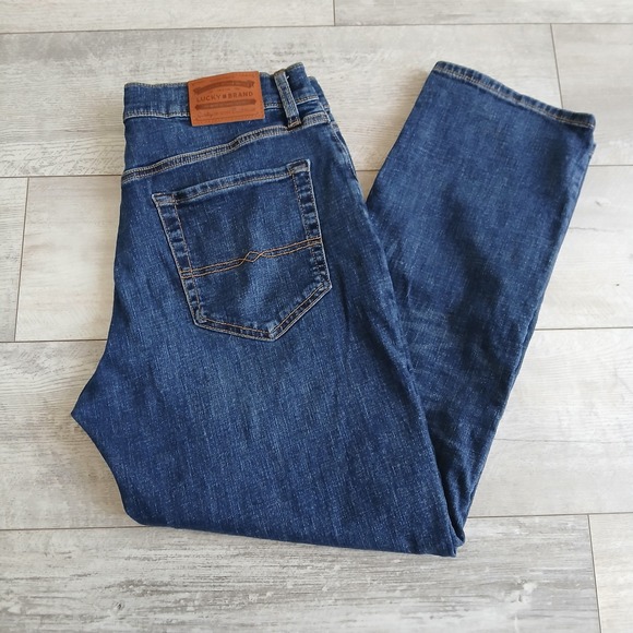 Lucky Brand 121 Slim Straight Jeans Mens Size 34x30 Dark Wash Denim - Picture 1 of 15